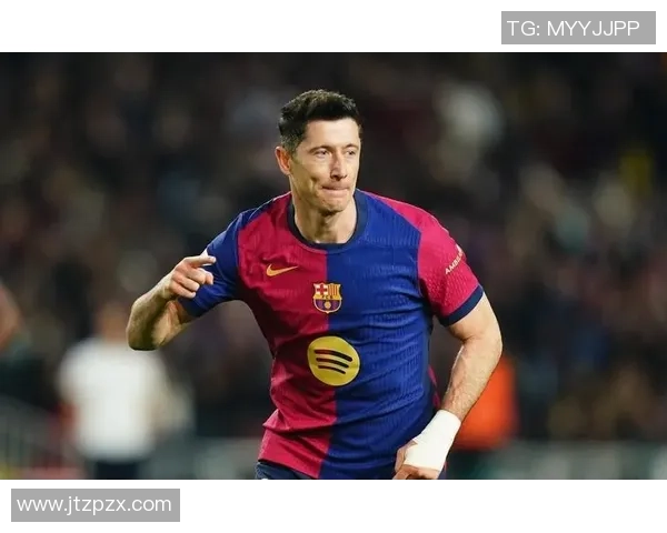 莱奥的传奇之路从少年成长到足球巨星的奋斗历程与荣耀时刻