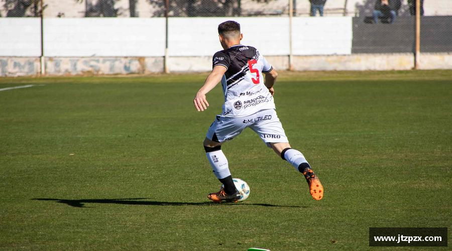 青春无畏，梦想前行。